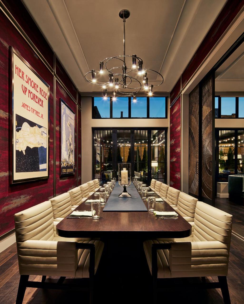 Sophy Hyde Park Hotel Chicago Exterior photo