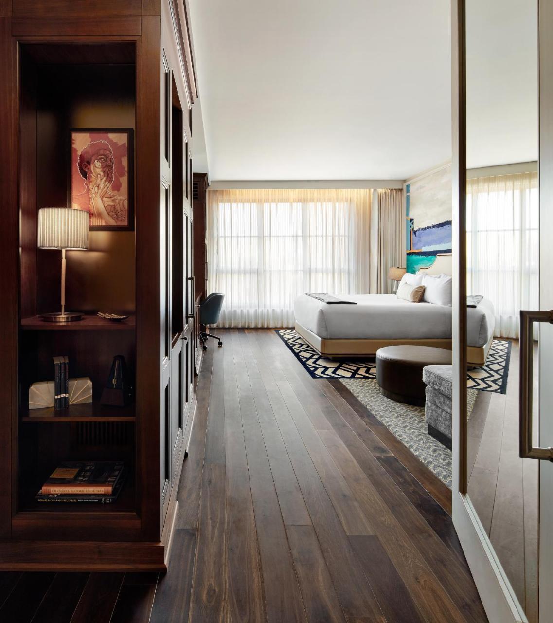 Sophy Hyde Park Hotel Chicago Exterior photo